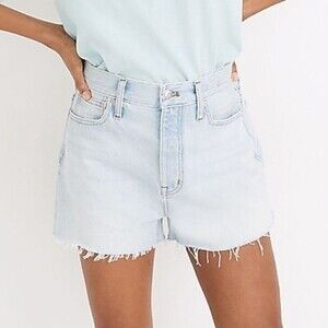 Madewell The Momjean Short in Fitzgerald Wash Light Wash Cutoff Women’s Size 24